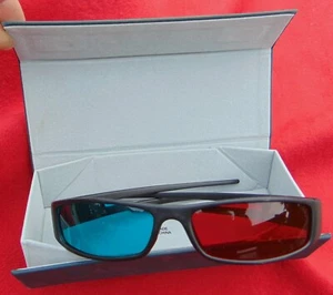 "PERRY ELLIS"  3D RED/BLUE GLASSES ~ FOR TV, MOVIES, MAGAZINES~ BRAND NEW/CASE - Picture 1 of 4
