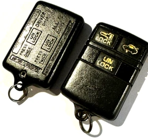 keyless entry remote OEM Oldsmobile 98 Ninety Eight 1992 car key fob ABO0303T - Picture 1 of 12