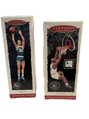Enfeite de Natal lembrança NBA Shaquille O'Neal & Larry Bird Hallmark 95-96 - Imagem 1 de 2