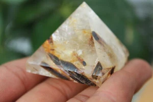 63g NATURAL BLACK TOURMALIN HAIR QUARTZ CRYSTAL PYRAMID HEALING - Picture 1 of 8