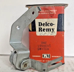 NOS DELCO CRUISE CONTROL CUTOFF SWITCH 1959-1960 CAIILLAC 1998696 D872 - Picture 1 of 10