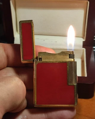 ACCENDINO DUPONT BR SMALL LACCA ROSSA FUNZIONANTE - Immagine 1 di 4