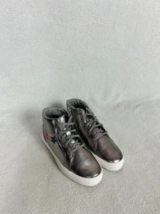 Clarks, Mädchen silber High Top Sneaker mit Reißverschluss Seiten, Gr. UK 2F - Neu - Bild 1 von 8