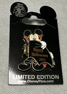 Disney Pin 87170 Cast Exclusive Mickey Mouse Vampir Halloween 2011 LE 1750 - Bild 1 von 4