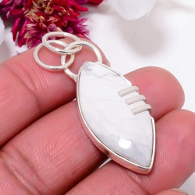 Howlita blanca natural - Colgante enchapado en plata 925 maciza de Estados Unidos 1,76" sk59 Foto 1 de 4