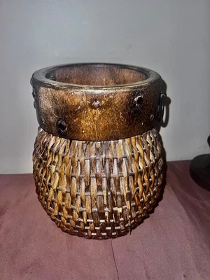 Anillo de hierro asiático chino tejido a mano sauce y madera pescado río cesta Foto 1 de 4