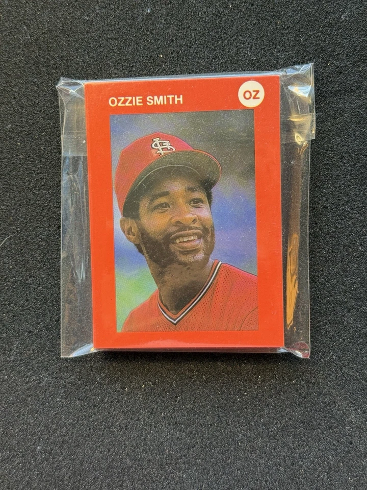 Ozzie Smith 1986 Kondritz Trading Card Company Set of 20 - Image 1 of 2