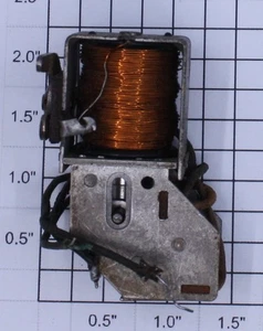 Lionel 100-6 3 Position E-Unit - Motorized Units, Curved Lever - Complete  (10) - Picture 1 of 4