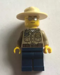 Lego Police Ranger 502 - Picture 1 of 3