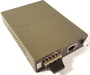 TRENDnet TFC-1000S20 1000 Base-T a 20KM 1000 Convertitore Base-LX - Foto 1 di 3