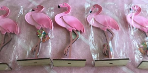 FLAMINGO FILZ TISCHDEKORATION IDEAL FÜR EINE PARTY BRANDNEU 14 Zoll x 5 KOSTENLOSER VERSAND - Bild 1 von 4