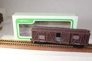 Bev Bel HO Scale NYC Stock Car # 27303 - NMRA Couplers RTR EXC/OB - Picture 1 of 3