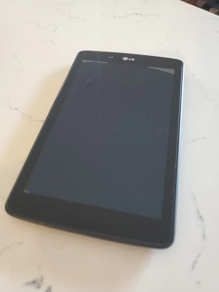 Tablet LG G Pad 7.0 LG-v410 16gb, 7.0", Cámara 5 MP, AT&T, pantalla agrietada Foto 1 de 4