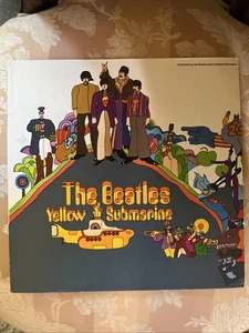 The Beatles Yellow Submarine. SW 153. Capitol Records. - Picture 1 of 15
