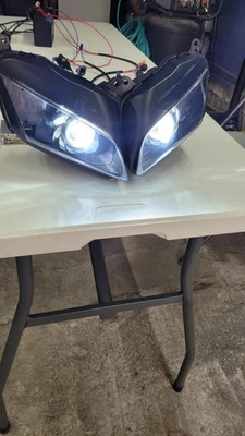 Conjunto de proyector de faros Honda Cbr600rr 2007-2008 2009-2012 Foto 1 de 4