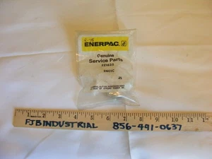ENERPAC FZ1625 1/2" - 3/8" Reducer - Hydraulic Hose Adapter - Picture 1 of 5