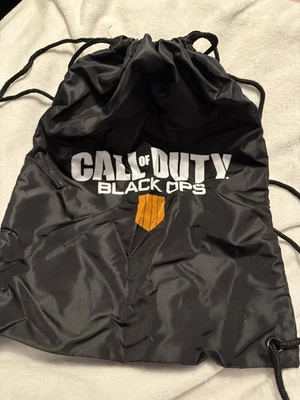 Bolso con cordón promocional Call of Duty Black Ops 4 GameStop LEER DESCRIPCIÓN Foto 1 de 2