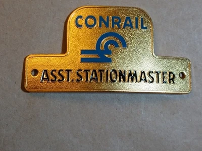 CONRAIL ASST. Insignia de sombrero STATIONMASTER Foto 1 de 2