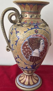 Vintage ALBERTO RUBBOLI Gualdo Tadino  Majolica Italian Snake Pottery Vase - Picture 1 of 7