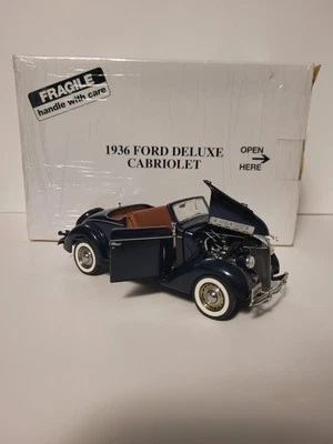 DANBURY MINT 1936 FORD DELUXE CABRIOLET 1:24 SCALE DIE CAST With Box - Image 1 of 4
