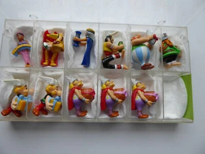 Ü- Ei Figuren Komplettsatz ASTERIX U. OBELIX FEIERN GEBURTSTAG ,2009,rar,selten - Bild 1 von 12