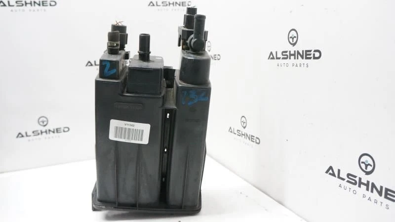 Nissan Máxima 2017 bote de vapor de combustible EVAP 14950 7Y000 fabricante de equipos originales Foto 1 de 4