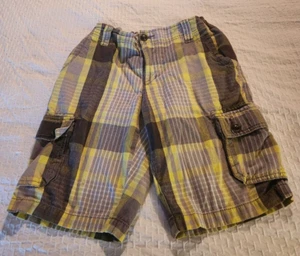 Arizona Jeans Boys Size 14 Husky Gray/Yellow Plaid Cargo Shorts w/Adj Waist - Picture 1 of 8