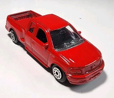 Camioneta pickup Welly #2047 roja Ford F-150 lado acampanado super cabina 1/64 diecast 4x4 Foto 1 de 4