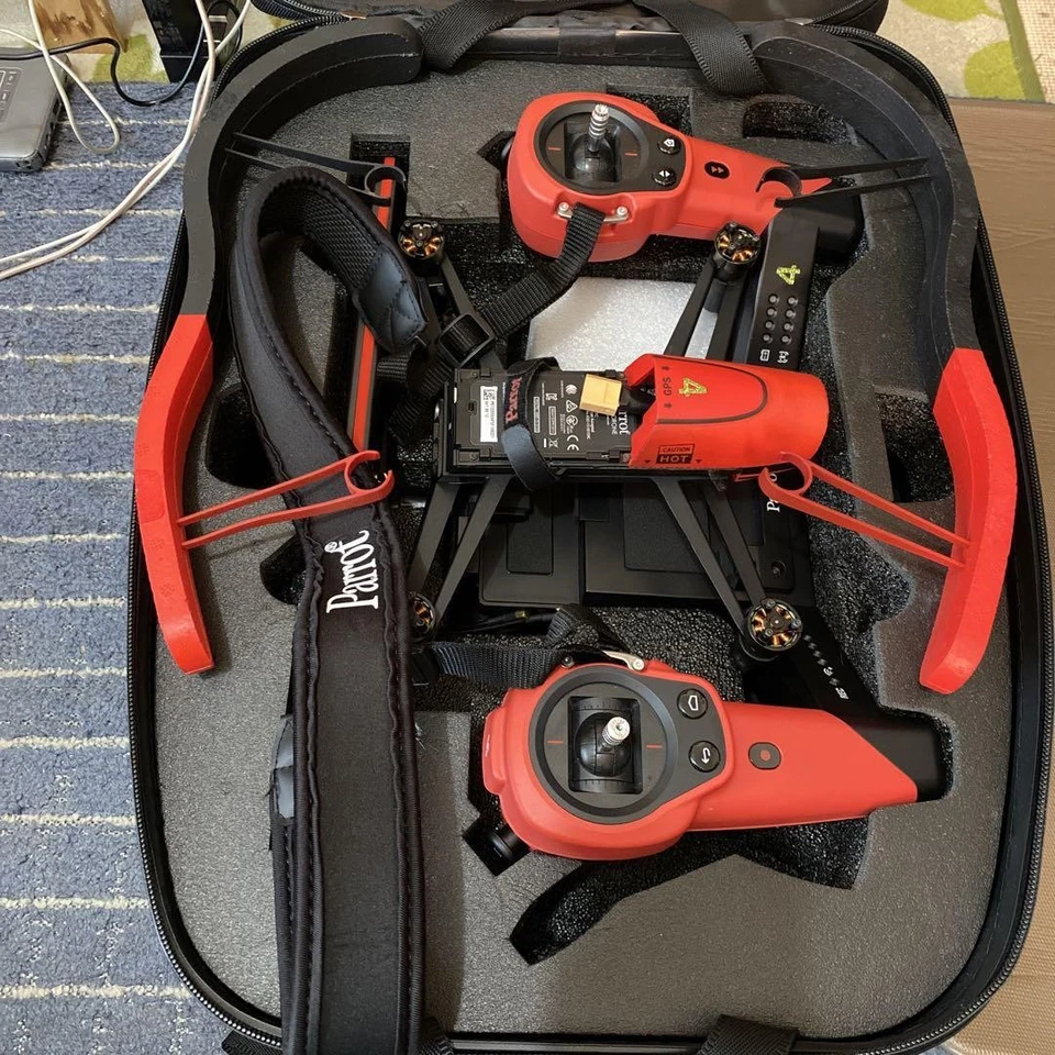 Parrot Drone Damaged For Parts Or Repair As Is No Returns - Image 1 of 4