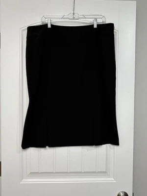 Black Label Evan-Picone Womens Size 18 Below the Knee Length Box Pleat at Bottom - Image 1 of 4