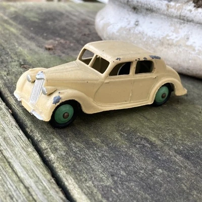 Juguetes Dinky Riley Crema De Colección con Cubos Verdes Hecho en Inglaterra SIN NÚMERO ¿Raro? Foto 1 de 4