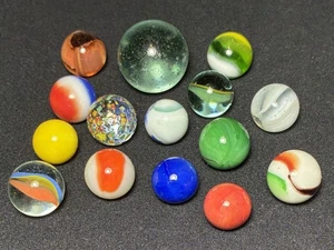 Vintage gemischtes Glas Spielzeug Murmeln Lot Wirbel klar Katzenaugenklappe Akro Vacor Peltier - Bild 1 von 12