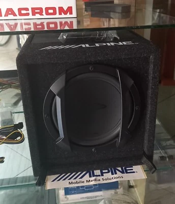 Subwoofer  per auto Amplificato Bass Reflex  300w - Alpine Swe-815  - Immagine 1 di 4