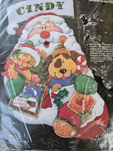 Kit de Medias J & P Abrigos Apliques de Fieltro 28134 Papá Noel Amigos Vacaciones de Navidad 1998 - Imagen 1 de 4