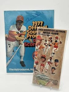 1977 Bill Virdon Program Auto / 1982 Houston Astros Media Guide Auto HOF VGC! - Picture 1 of 5