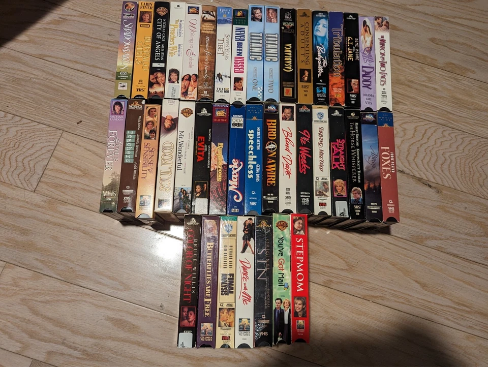 Huge VHS Lot 40 videos Romance, Drama, 1990's, 2000's All in very good conditioi - Image 1 of 3