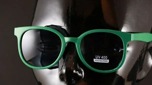Sonnenbrille Unisex Grün - Bild 1 von 3