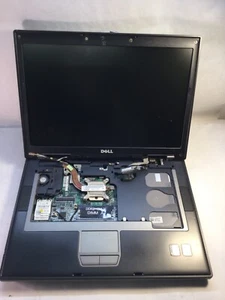 Dell Latitude D531 15" Laptop AMD Turion X2 -BAD DISPLAY- MZ - Picture 1 of 6