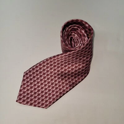 Innocenti Oro By Tom James Tie Mens Silk Handmade Geometric Print Red USA - Image 1 of 4