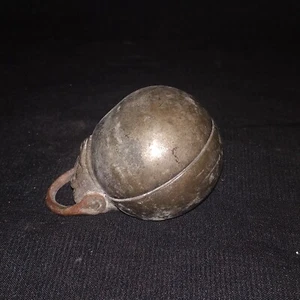 ANTIQUE INDIAN ETHNIC SOLID BRONZE ROUND SHAPE BETAL LIME BOX BOTTLE COLLECTIBLE - Picture 1 of 8
