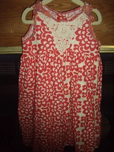 T25 Sommerkleid Mädchen Größe 5 Pfirsiche n Creme orange Blumen Häkelakzent neu ohne Etikett - Bild 1 von 4
