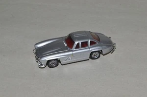 HO scale plastic vehicle Monogram Mini Exacts Mercedes-Benz 300SL SILVER - Imagen 1 de 1