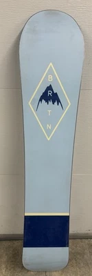 Snowboard Burton Barracuda 2014 149 cm S-Rocker Powder para mujer talla usada Foto 1 de 4