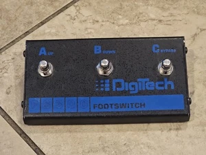 DigiTech FS300 3-Button Multi-Function Footswitch - Picture 1 of 8