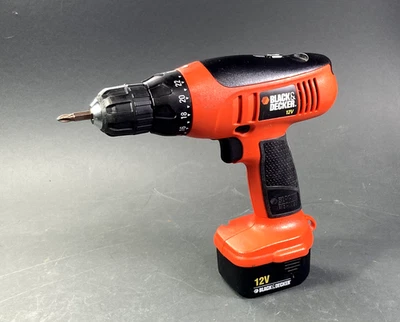 Black & Decker 12v CD1200 Taladro Giratorio Inalámbrico Herramienta atornillador + Batería + Estuche Foto 1 de 4