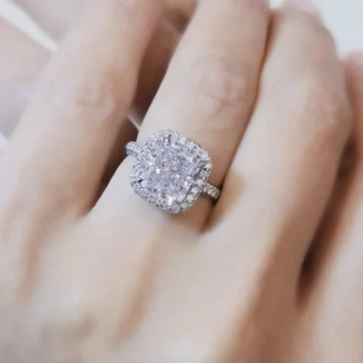 IGI Lab Created E F V S Cushion 3.80 Ct Platinum PT950 Diamond Wedding Ring - Image 1 of 4