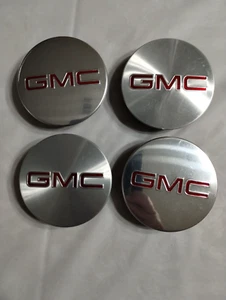 OE Genuine GMC Polished Center Cap 23186591 for Terrain - Picture 1 of 5