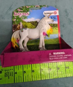 Schleich 70524 Bayala Rainbow Unicorn White Horse Toy Figure New Box Shows Wear - Picture 1 of 5