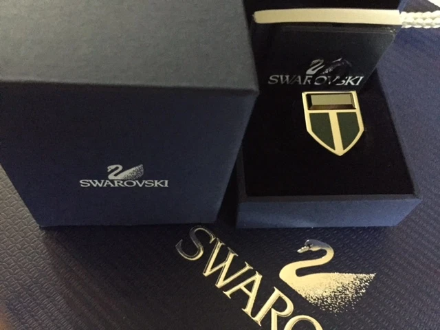 Swarovski Men's New England Ring in green in Size 60