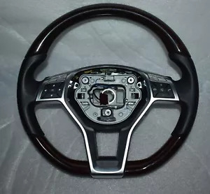 Original Mercedes Holzlenkrad Wurzelnuss SLK R172 a1724600703 - Picture 1 of 4